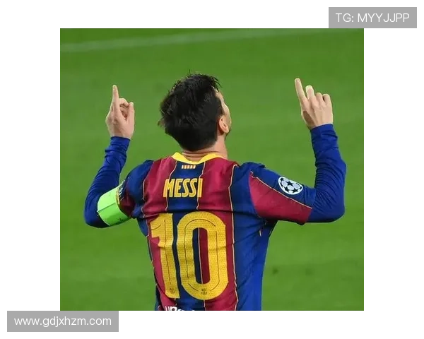 90年代足球右前卫球星的风采与传奇 他们如何改变了足球场上的战术布局 90年代足球右前卫球星的风采与传奇 他们如何改变了足球场上的战术布局