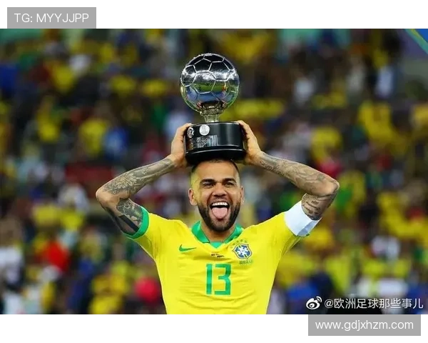 足球星岩成长历程与辉煌成就全面解读探索足球精神力量 足球星岩成长历程与辉煌成就全面解读探索足球精神力量