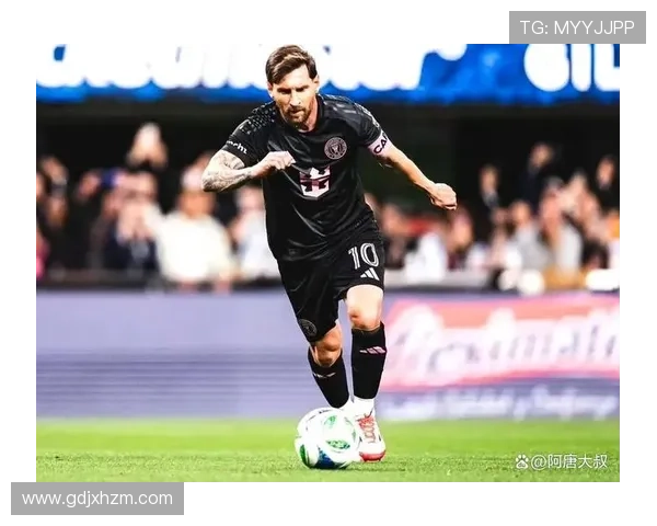 足球队6号球星风采揭秘 他的技术特点和场上表现如何影响比赛